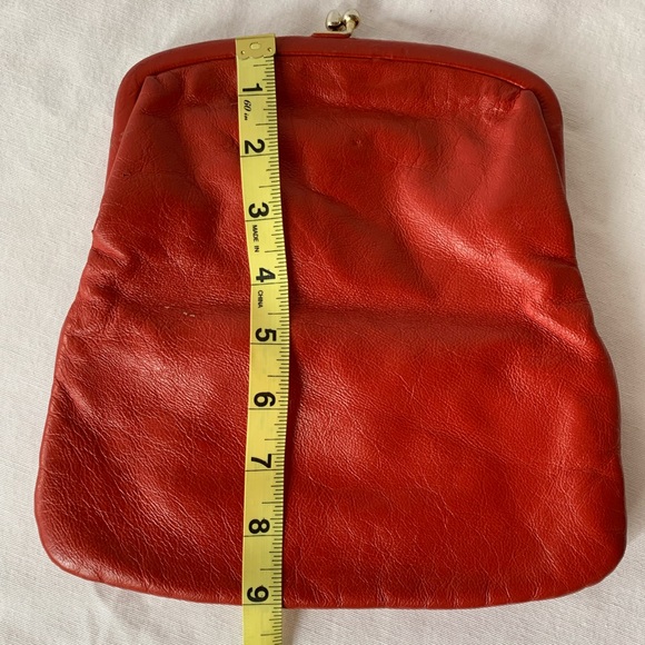 Vintage St. Thomas bright red Leather Fold-over Kisslock Clutch - Picture 7 of 11